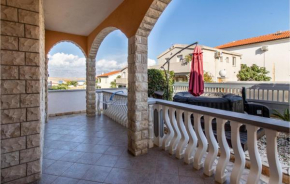 Gorgeous Apartment In Vir With Wifi